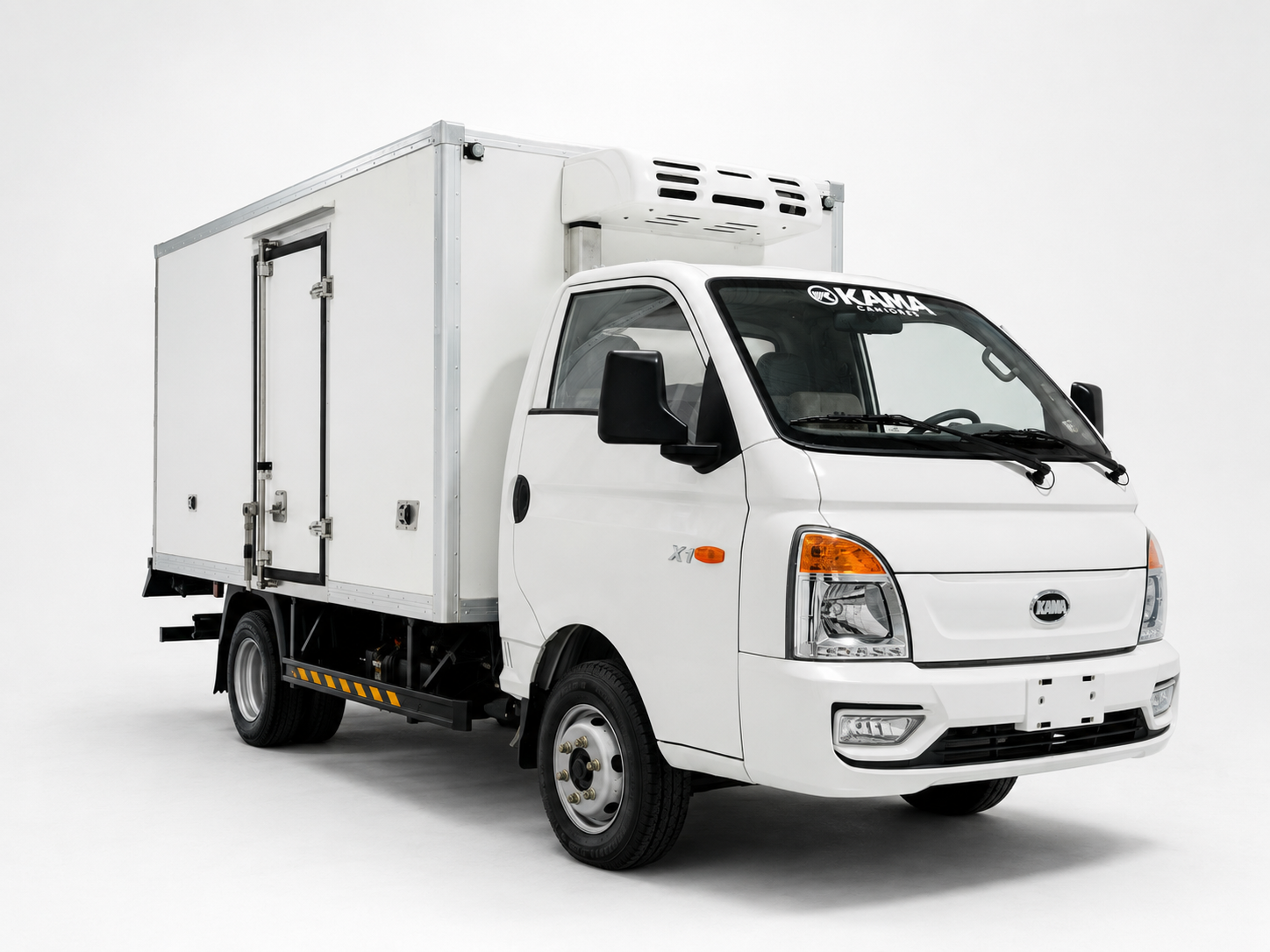 Camion KAMA X1 Box Refrigerado
